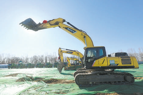 2月12日，平谷区7个重点项目集中开工，总投资约33亿元。